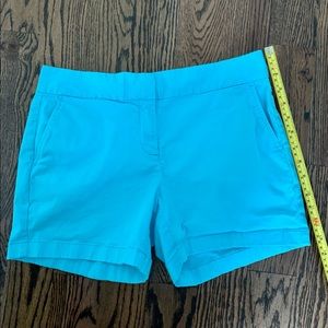 Vineyard Vines shorts size 6